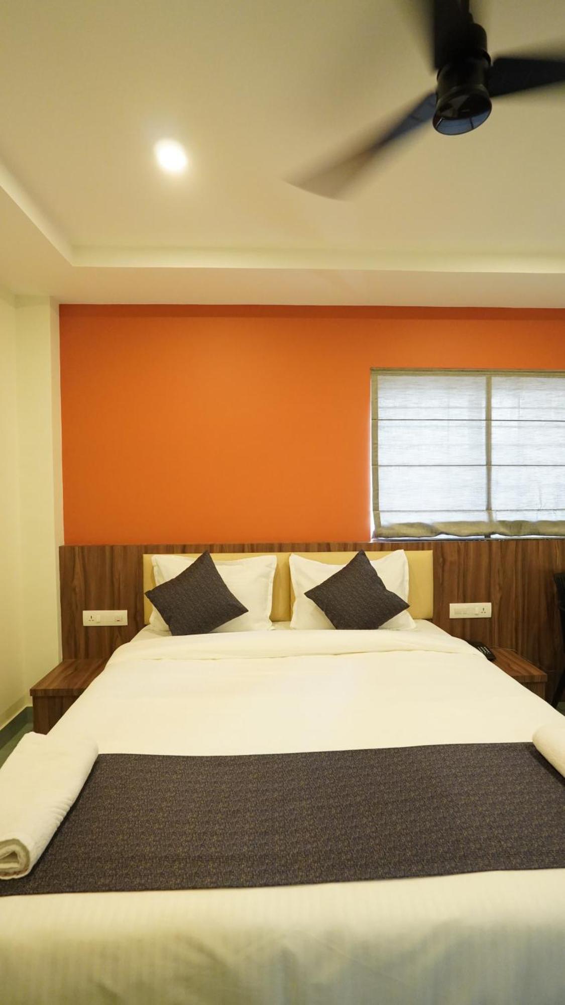 Hotel Hive Inn - Kozhikode Exterior photo